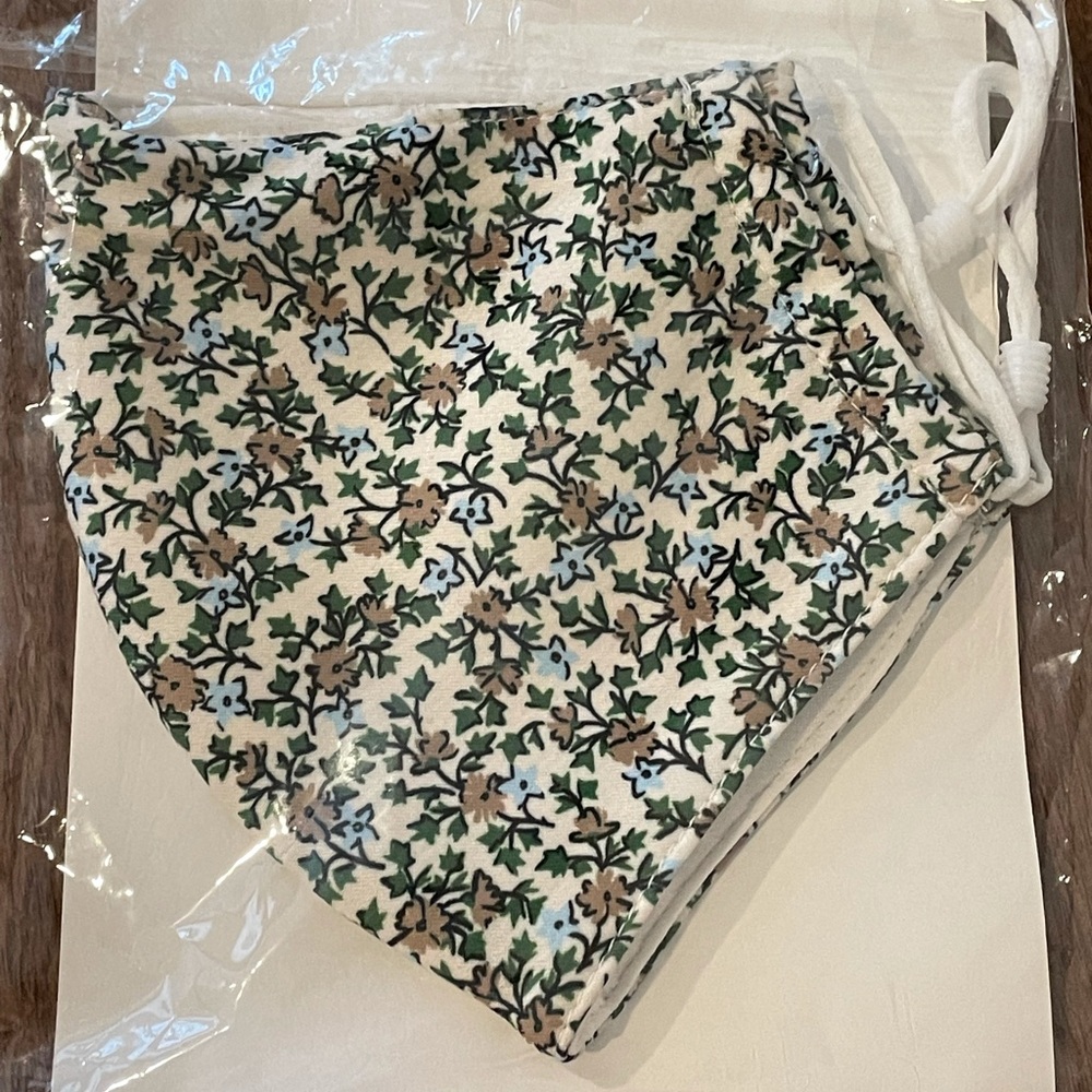 Tory Burch Face Mask